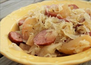 easy-sauerkraut-and-sausage